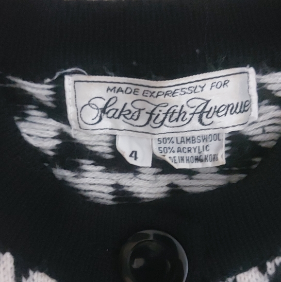 Saks Fifth Avenue vintage hundstooth cardigan - Picture 3 of 5